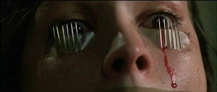 Una scena del film Opera