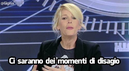 Alessia Marcuzzi annuncia il disagio sull'Isola