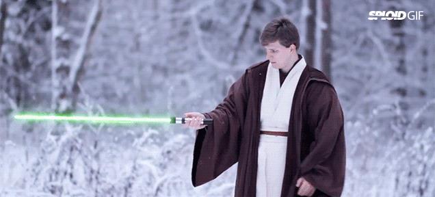 La battaglia con le nuove spade laser di Star Wars 7
