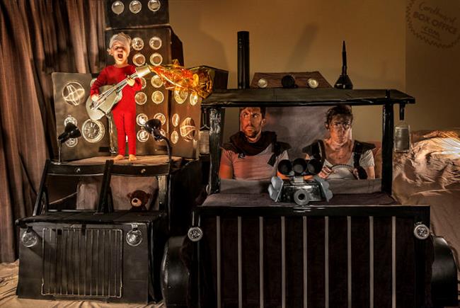Scena di Mad Max - Fury Road ricreata da padre e figlio
