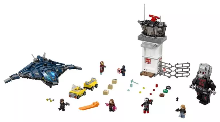 Super Hero Airport Battle