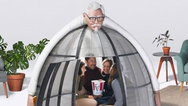 L’orribile tenda di KFC che ti isola da internet La tenda di KFC