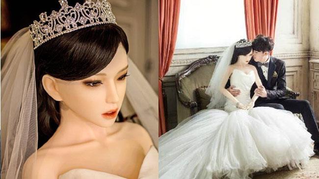 Un malato di cancro sposa una bambola gonfiabile La sposa-bambola e il marito nel giorno delle nozze
