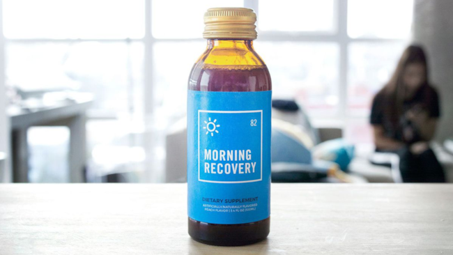 Morning Recovery Una bottiglia di Morning Recovery, la cura anti-sbronza.