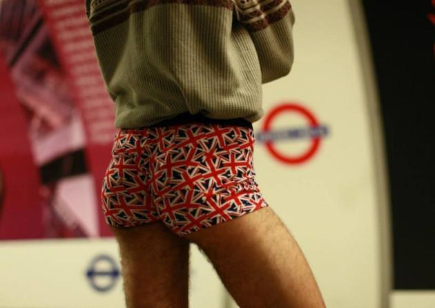 Partecipante dell'edizione londinese della Giornata Senza Pantaloni La Giornata Senza Pantaloni a Londra
