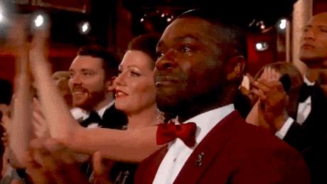 David Oyelowo, commosso, piange agli Oscar 2015