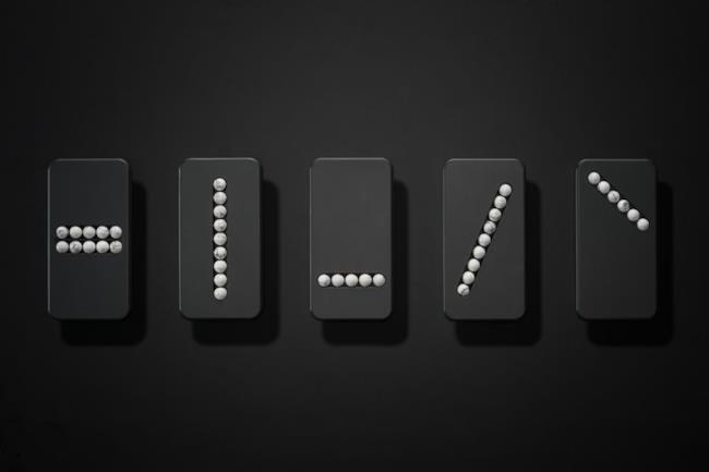 Substitute Phone, il gadget per i malati di smartphone I vari modelli di Substitute Phone