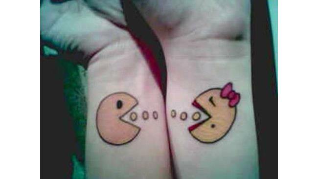 Il tatuaggio per veri fan di Pacman
