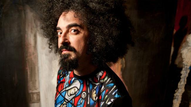 Caparezza pubblica un nuovo album Caparezza uscirà il 15 settembre con un nuovo album di cui non si sa ancora il titolo