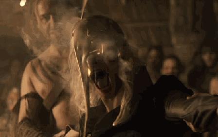 Viserys Targaryen muore Viserys Targaryen ucciso dall'oro bollente