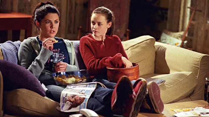 Una Mamma per Amica racconta la vita delle Gilmore Lauren Graham e Alexis Bledel