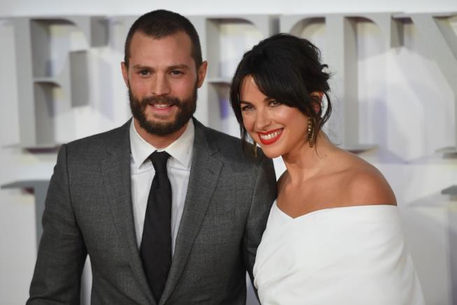 Jamie Dornan diventerà di nuovo padre: sua moglie è incinta Jamie Dornan e Amelia Warner