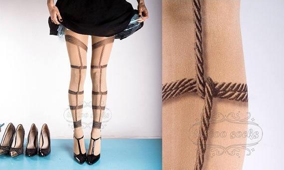 Calze tatoo nodi Calze tatoo con il disegno dei nodi
