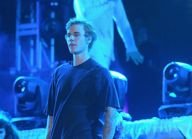 Justin Bieber piange preoccupato per Selena Gomez Justin Bieber