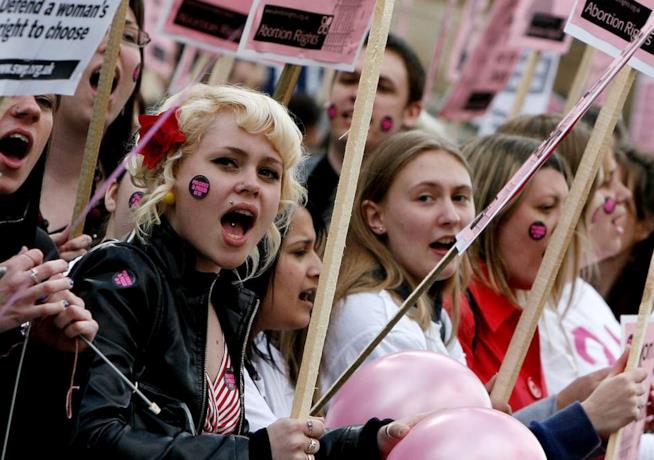 Le donne in lotta per i diritti Manifestazione delle donne in Scozia