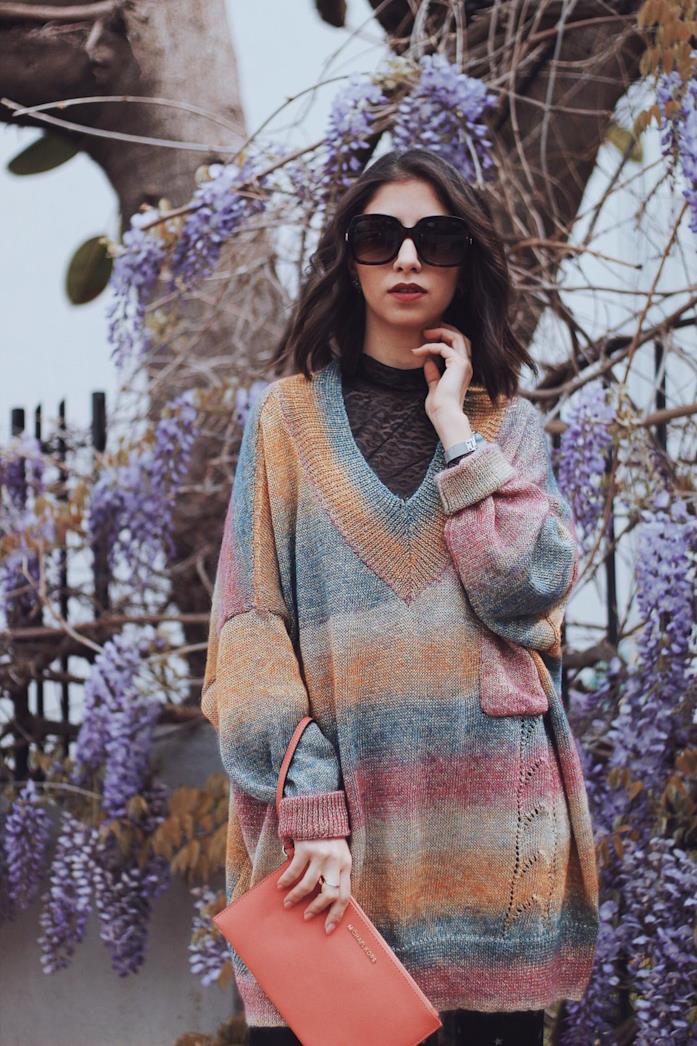 Anna Delia Caccamo Anna Delia Caccamo con maglione oversize color block