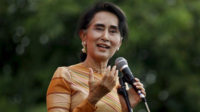 Aung San Suu Kyi Nobel per la Pace La leader birmana Aung San Suu Kyi