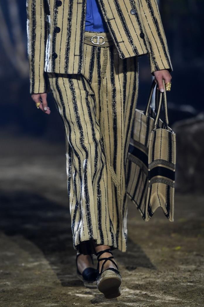 Sfilata Dior Un look della sfilata Dior