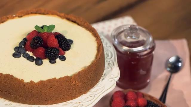 La ricetta du Giallo Zafferano della New York cheesecake con biscotti e formaggio spalmabile New York cheesecake