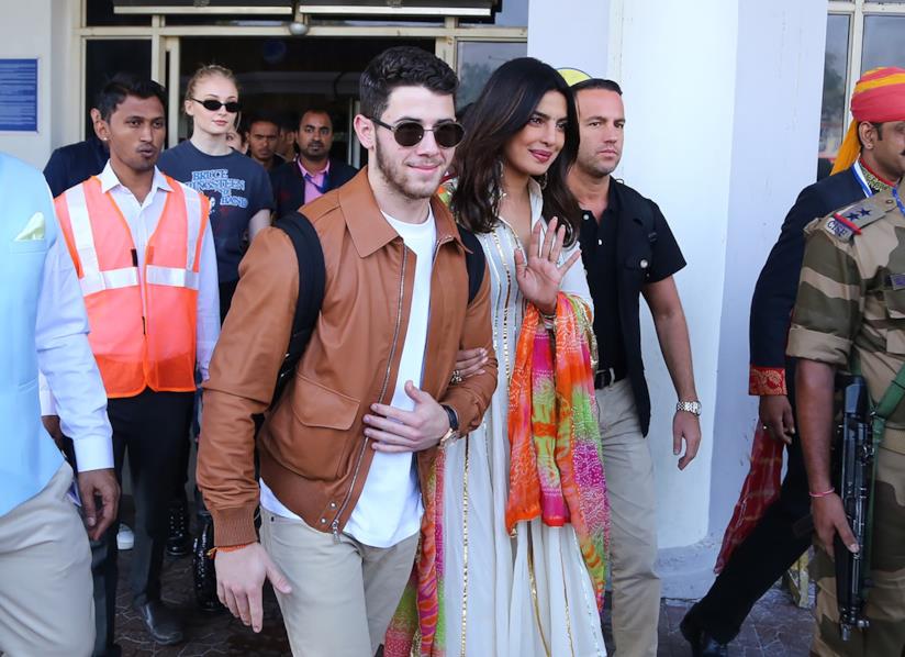 Nick Jonas e Priyanka Chopra; il Natale a quattro, con Sophie Turner e Joe Jonas Nick Jonas e Priyanka Chopra