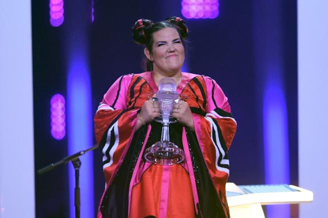 Netta Barzilai vince l'Eurovision Song Contest 2018 Netta Barzilai premiata all'Eurovision Song Contest 2018