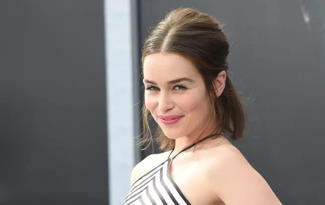 Emilia Clarke e la figuraccia con William Emilia Clarke in primo piano