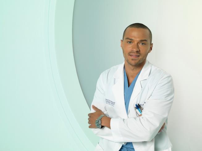 Finalmente vedremo il volto del padre di Jackson Avery in Grey's Anatomy Jesse Williams nei panni di Jackson Avery in Grey's Anatomy