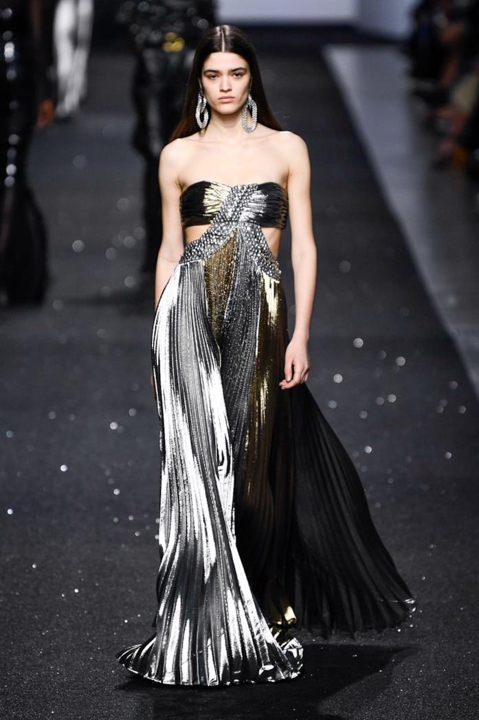 Sfilata Alberta Ferretti Un look della Sfilata Alberta Ferretti