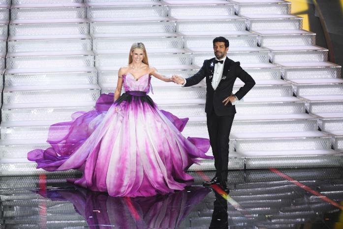 Michelle Hunziker, quarta serata Sanremo 2018 Michelle Hunziker, Sanremo 2019 in Moschino