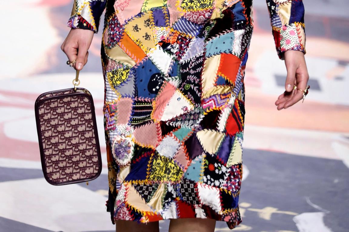 La collezione di Christian Dior A/I 2018-2019 è super colorata