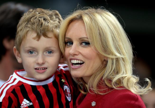 Justine Mattera senza veli su Instagram Justin Mattera con il figlio Vincent