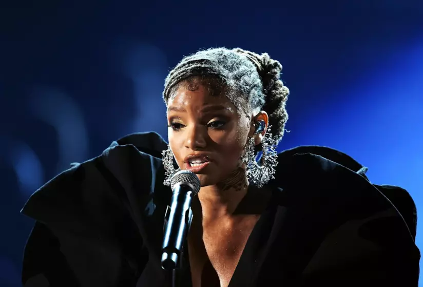 Halle Bailey sarà Ariel nel live action Disney La Sirenetta Halle Bailey