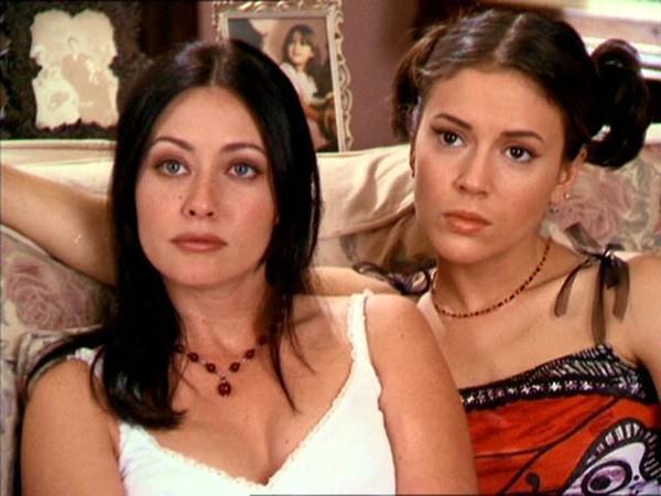 Shannen Doherty e Alyssa Milano Prue e Phoebe in Streghe