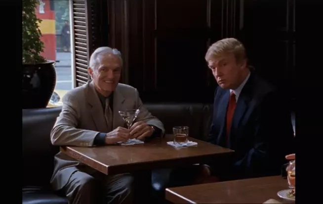 L'imprenditore Donald Trump nel ruolo di se stesso in un episodio di Sex and the City Donald Trump: eccolo nel suo cammeo in Sex and the City