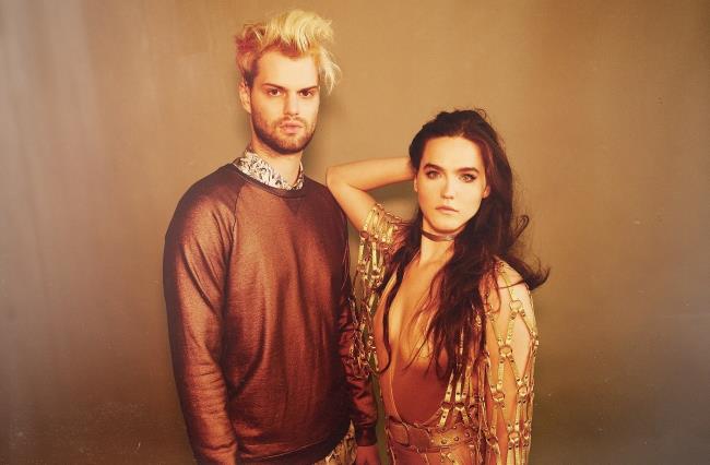 Sofi Tukker: la loro hit Best Friend nello spot mondiale della casa di Cupertino Il duo newyorkese Sofi Tukker