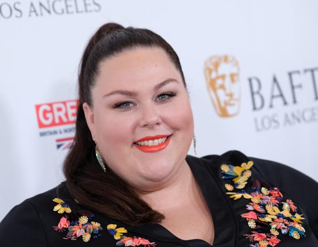 Chrissy Metz è stanca delle continue domande sul suo peso L'attrice Chrissy Metz