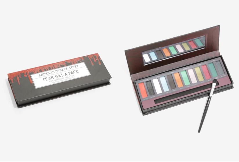 L'American Horror Story Fear Has a Face Eyeshadow Palette La palette di ombretti di American Horror Story