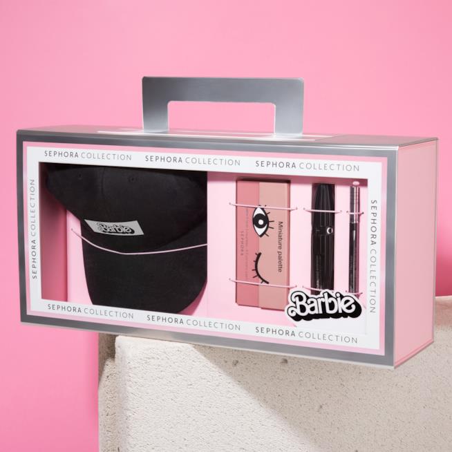 Il kit di Sephora per Barbie Il cofanetto Sephora dedicato a Barbie