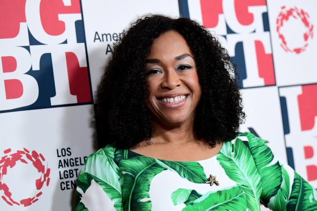 Shonda Rhimes contro le etichette sessiste nell'industria dello spettacolo Shonda Rhimes su Twitter contro la misoginia