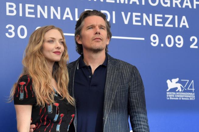 Venezia 74: il programma della seconda giornata del Festival Ethan Hawke e Amanda Seyfried