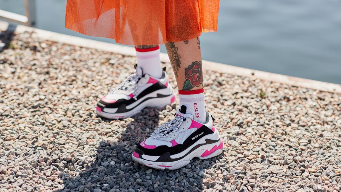 Tante idee per abbinare al meglio le sneakers questa primavera
