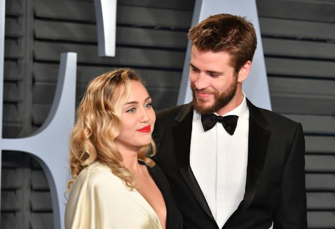 Tutto sull'abito da sposa di Miley Cyrus Miley Cyrus e Liam Hemsworth