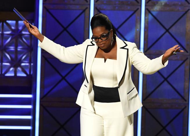 Le ragioni per cui Oprah Winfrey sarebbe una Presidente USA perfetta La regina della TV Oprah Winfrey