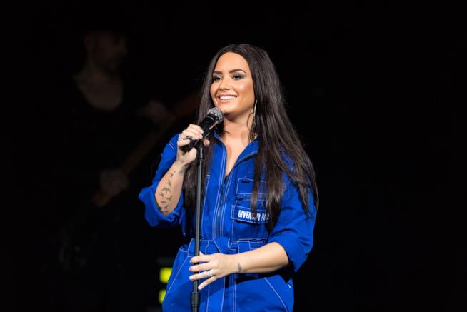 Demi Lovato è sobria da 6 anni e ha deciso di festeggiare la ricorrenza su Twitter Demi Lovato