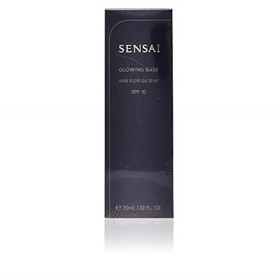 Glowing Base SPF 10