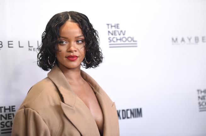 Rihanna avvistata con un uomo misterioso Primo piano di Rihanna
