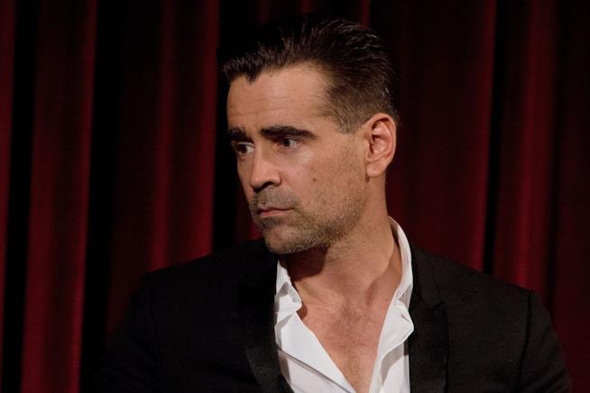 Colin Farrell: vita selvaggia e fuori controllo a vent'anni, ma ora ho messo la testa a posto Colin Farrell assorto nei suoi pensieri