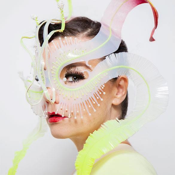 Björk la cantante folletto Björk e le sue tante maschere