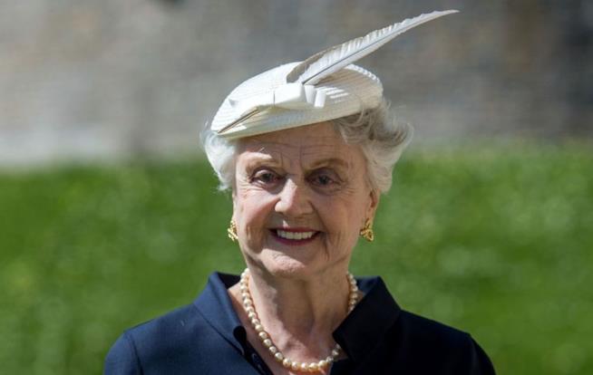 Angela Lansbury loda la televisione per le opportunità date alle donne Angela Lansbury, protagonista de La signora in giallo