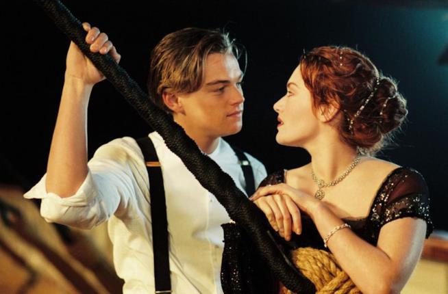 Leonardo DiCaprio e Kate Winslet festeggiano 20 anni di Titanic il film esce negli Usa nella versione Dolby Vision Una immagine tratta dal film Titanic con Leonardo DiCaprio e Kate Winslet